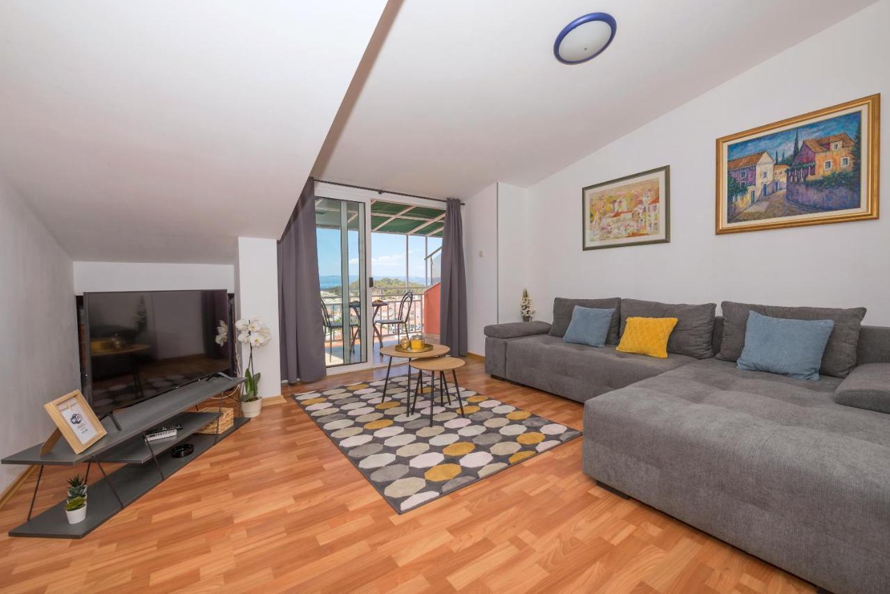 Apartments Zoka Makarska Exterior foto