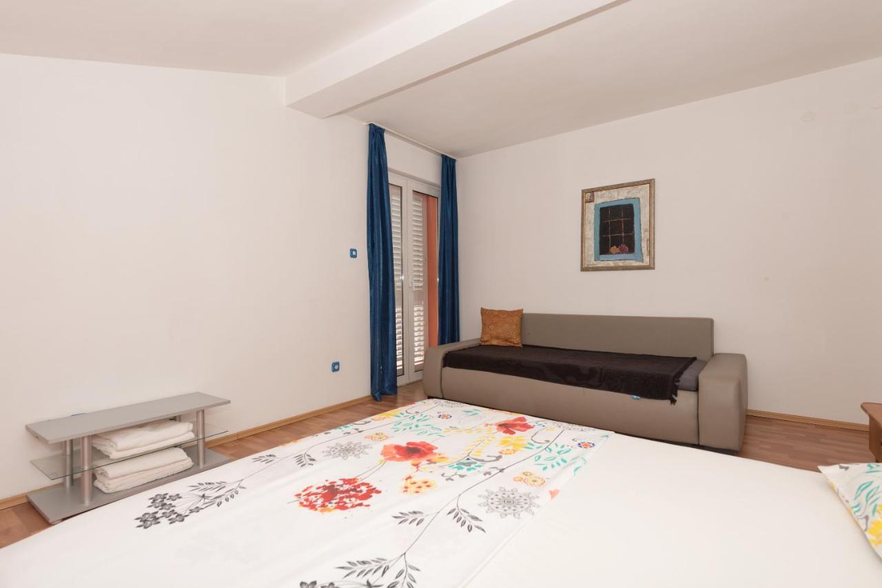 Apartments Zoka Makarska Exterior foto